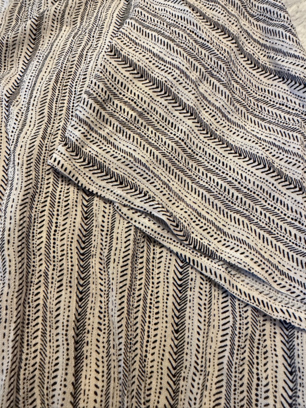 Cupshe belted striped Romper - Cream/Black - Picture 3 of 6